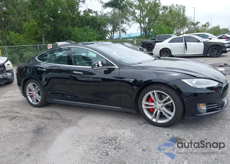 2015 Tesla Model S 85D/P85D из США, поврежденный, VIN 5YJSA1E43FF119971